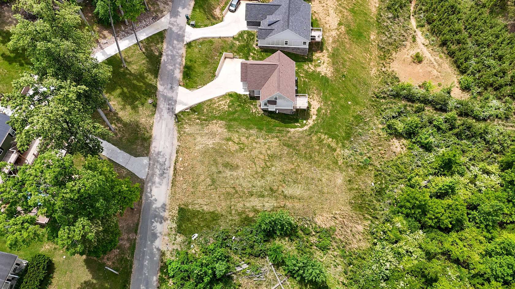 0.32 Acres of Residential Land for Sale in Morristown, Tennessee