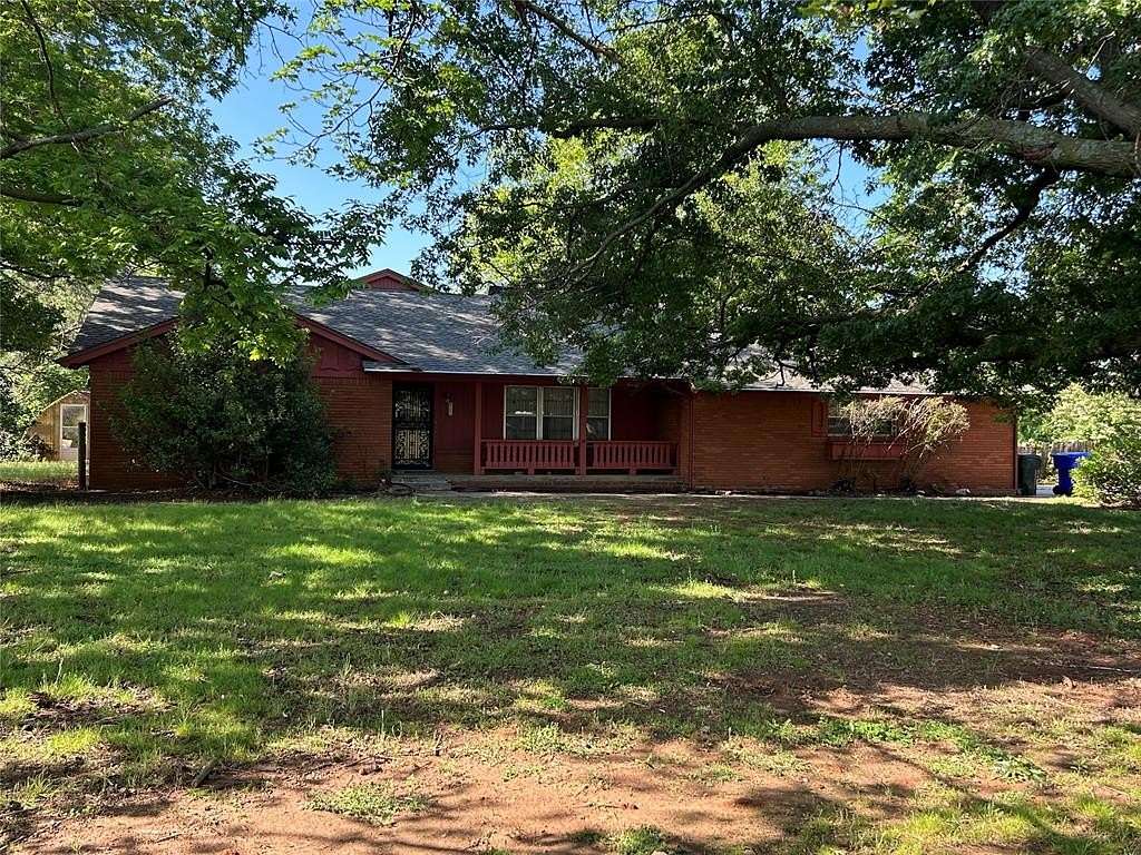 2.5 Acres of Land with Home for Sale in Norman, Oklahoma