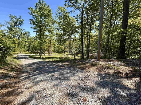 27 Acres of Recreational & Residential Land for Sale in Bloomfield, Indiana