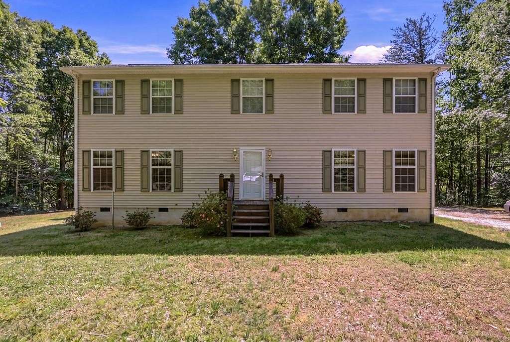 6.3 Acres of Land with Home for Sale in Rice, Virginia