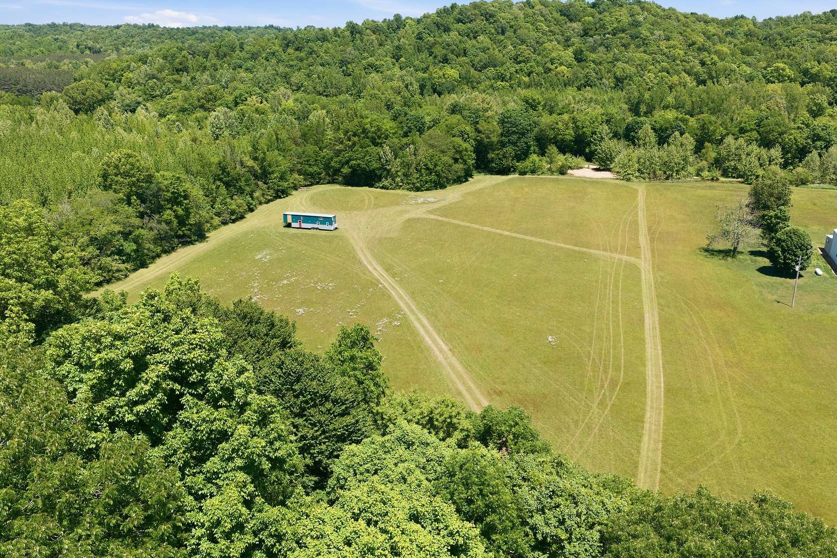 42 Acres of Recreational & Residential Land for Sale in Dover, Tennessee