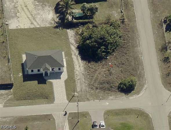 0.25 Acres of Residential Land for Sale in Lehigh Acres, Florida