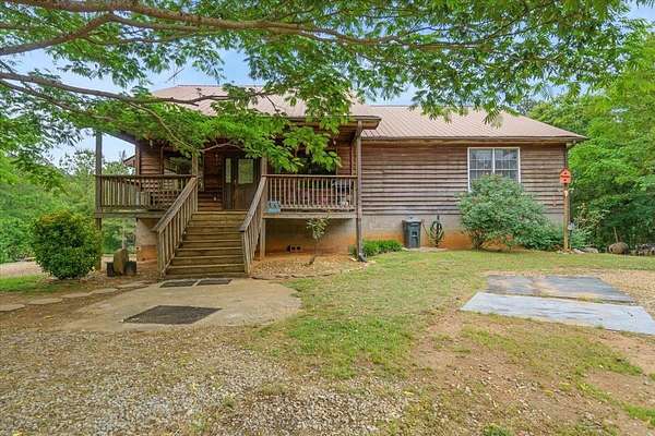 6 Acres of Land with Home for Sale in Madison, Georgia