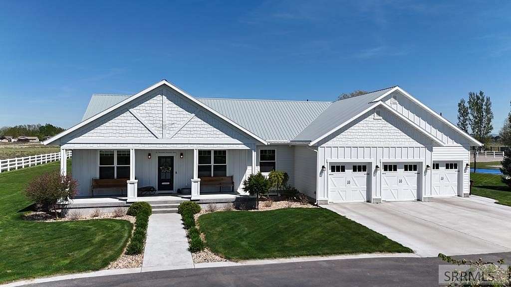 2.5 Acres of Land with Home for Sale in Blackfoot, Idaho