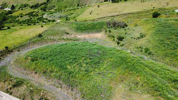 1.42 Acres of Residential Land for Sale in Lenore, Idaho