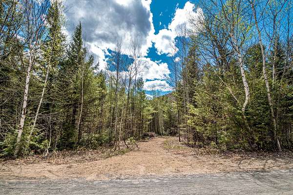 0.9 Acres of Residential Land for Sale in Bartlett, New Hampshire