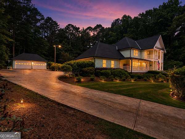 2.2 Acres of Land with Home for Sale in Jonesboro, Georgia