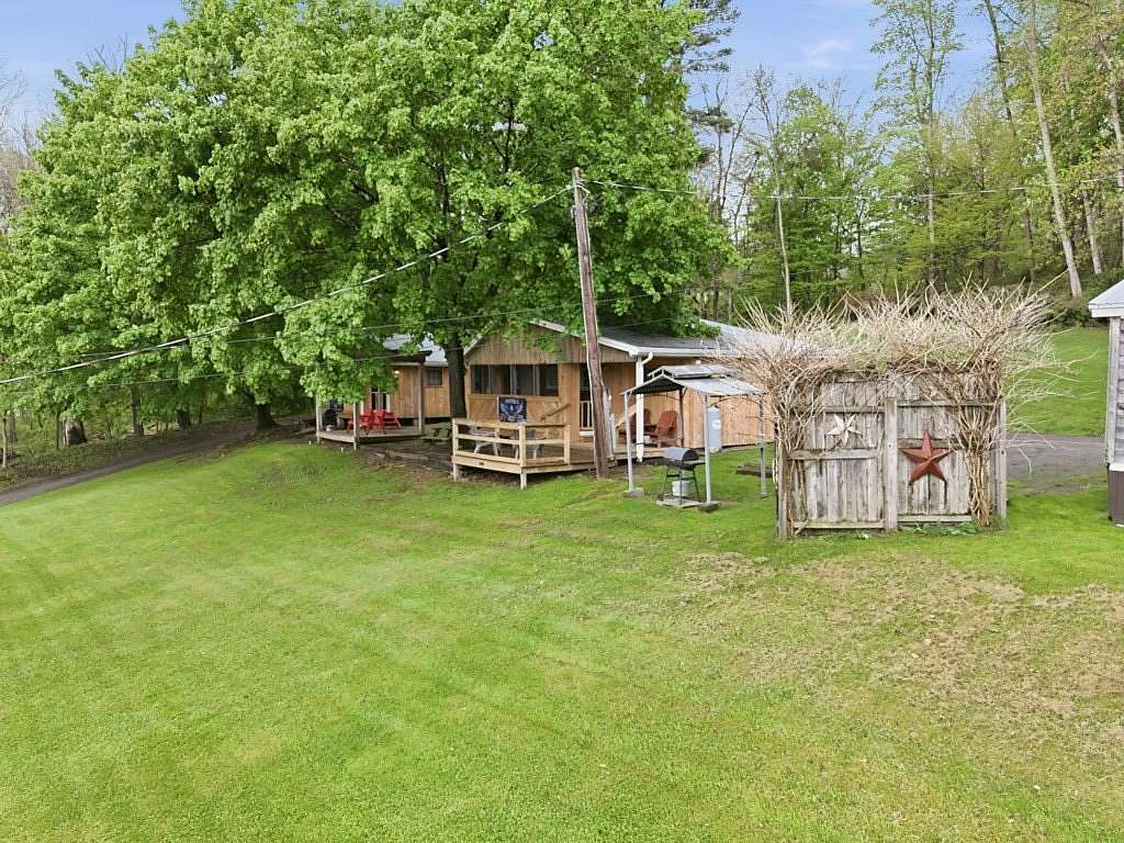 4.44 Acres of Mixed-Use Land for Sale in Sugar Run, Pennsylvania