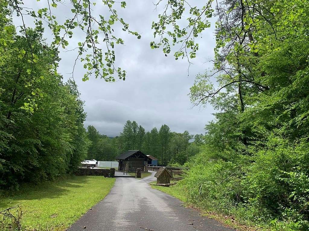 3.45 Acres of Land for Sale in Murphy, North Carolina