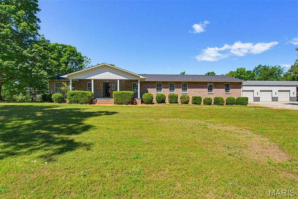 4 Acres of Land with Home for Sale in Doniphan, Missouri