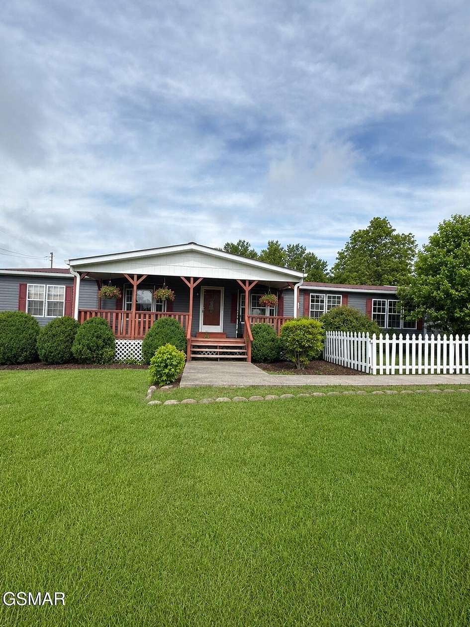 2 Acres of Land with Home for Sale in Monteagle, Tennessee