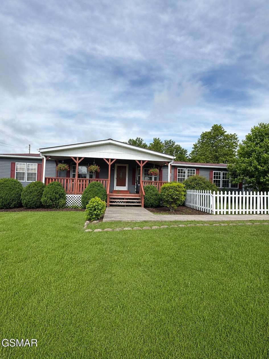 2 Acres of Land with Home for Sale in Monteagle, Tennessee