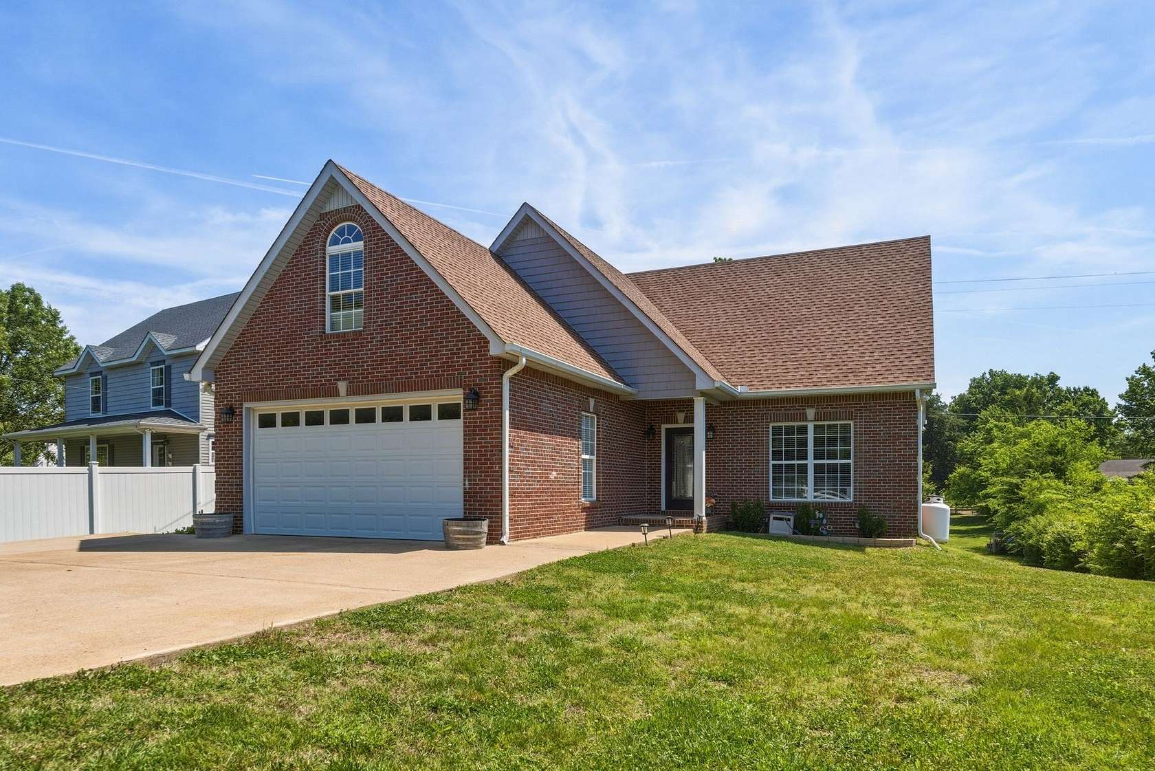 6.7 Acres of Land with Home for Sale in Rockvale, Tennessee