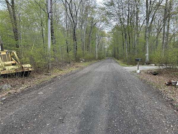47 Acres of Recreational & Residential Land for Sale in Foster, Rhode Island