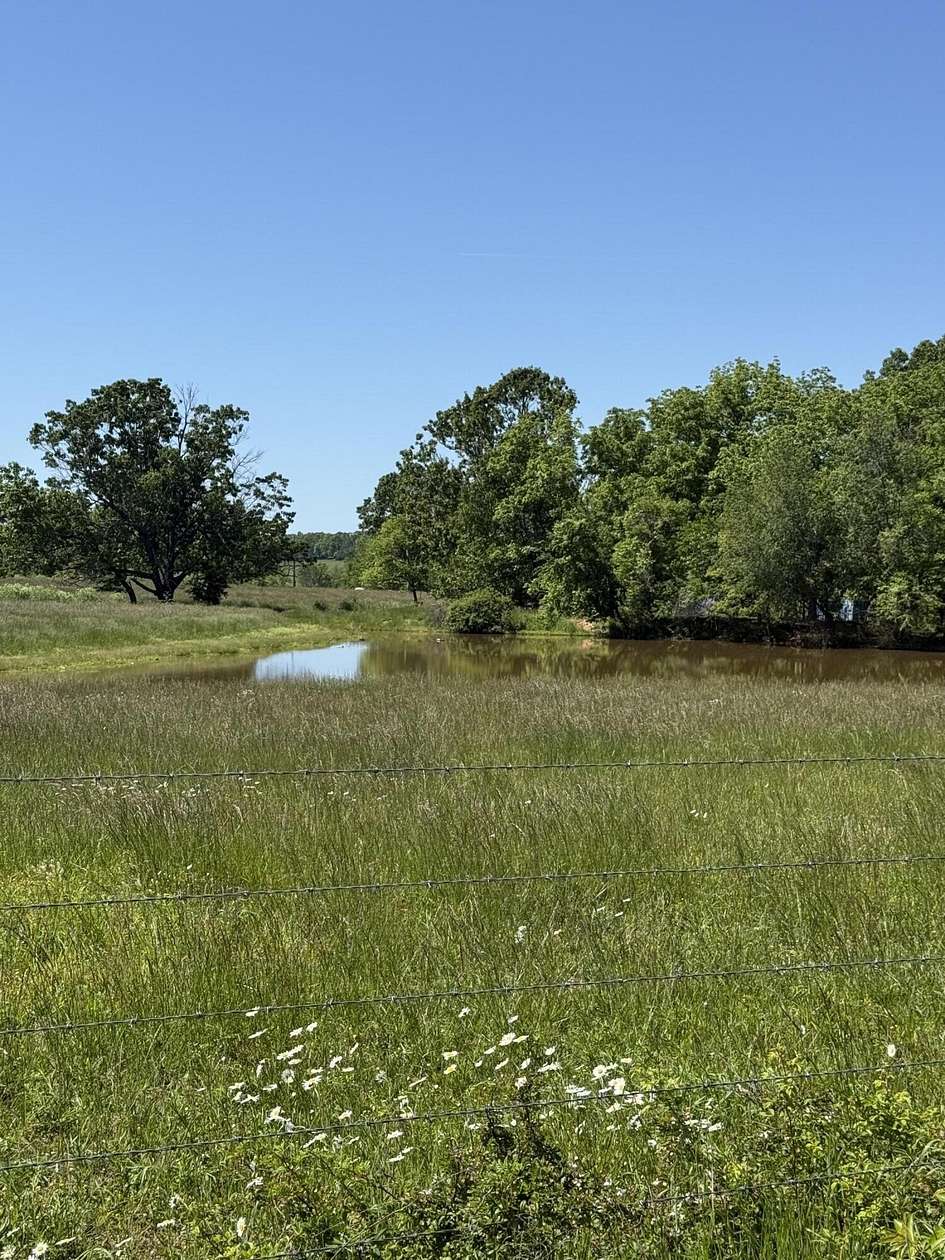 68.6 Acres of Agricultural & Residential Land for Sale in Aurora, Missouri