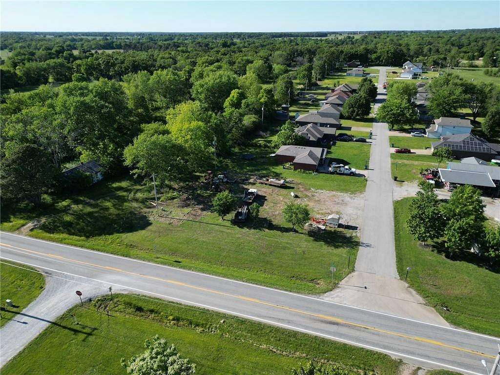 0.38 Acres of Residential Land for Sale in Gentry, Arkansas