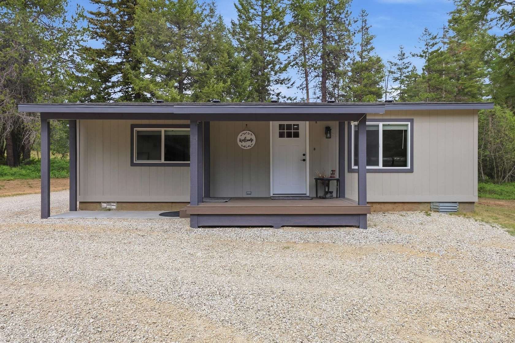 5 Acres of Land with Home for Sale in Clayton, Washington