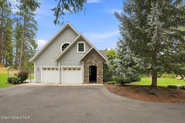 18.1 Acres of Land with Home for Sale in Harrison, Idaho
