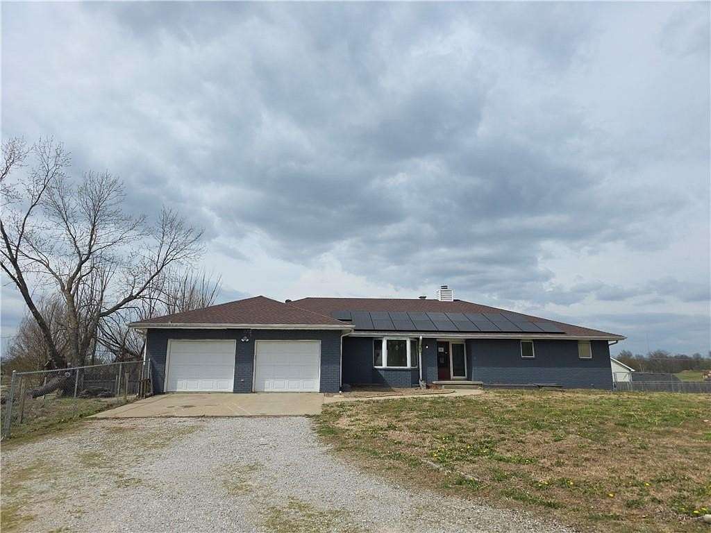 1.89 Acres of Land with Home for Sale in Nevada, Missouri