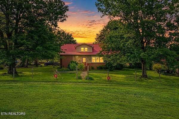 71.1 Acres of Land with Home for Sale in Philadelphia, Tennessee