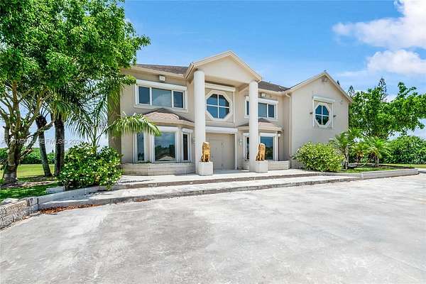 5 Acres of Land with Home for Sale in Homestead, Florida