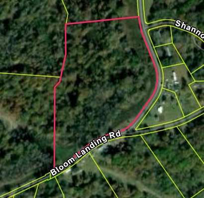11.2 Acres of Land for Sale in Charlotte, Tennessee