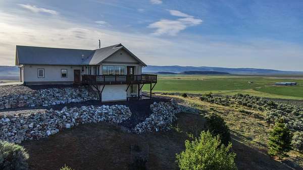 160 Acres of Land with Home for Sale in Burns, Oregon