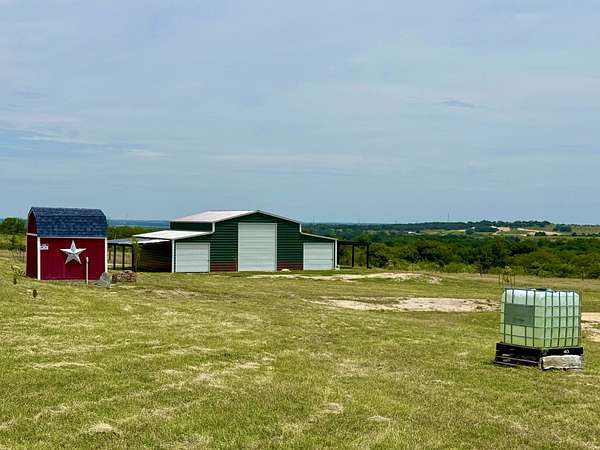 10 Acres of Land for Sale in Gustine, Texas