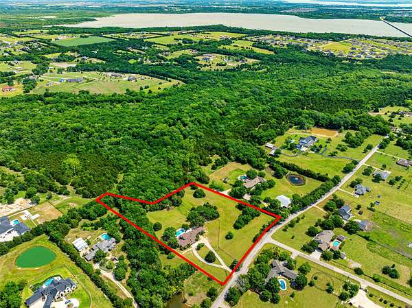 5 Acres of Land with Home for Sale in Lucas, Texas