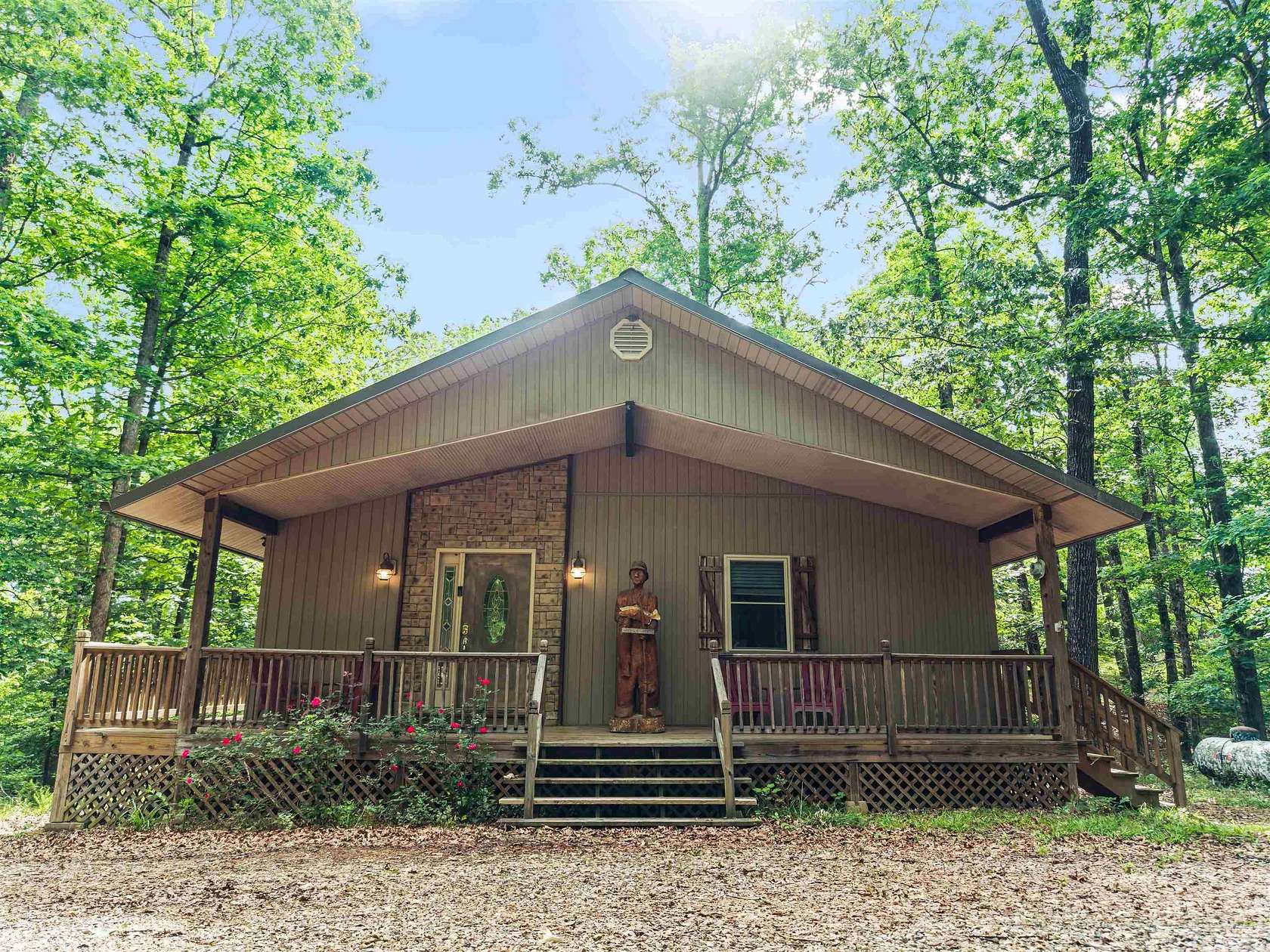 1.5 Acres of Land with Home for Sale in Mount Ida, Arkansas