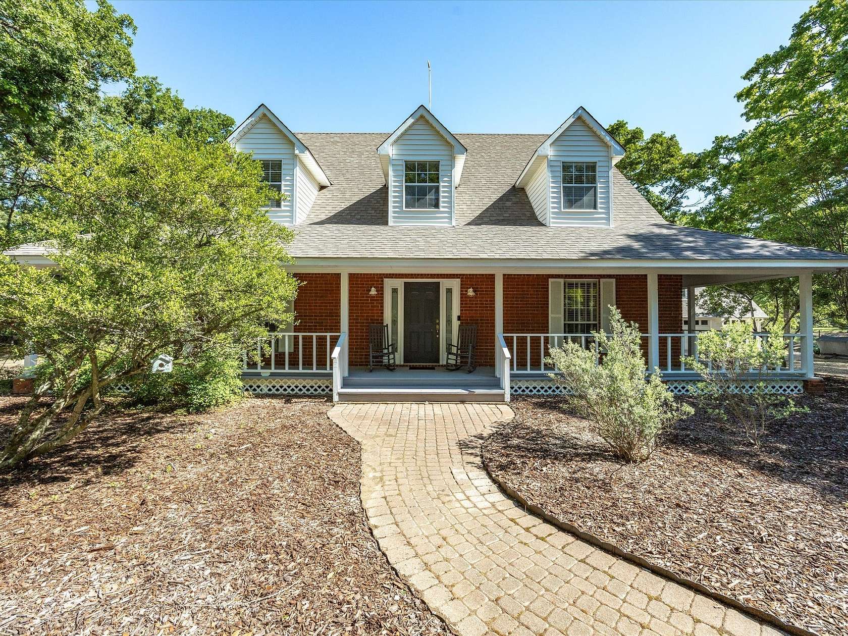 9.7 Acres of Land with Home for Sale in Kemp, Texas