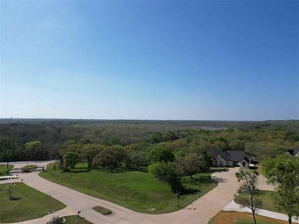 1.25 Acres of Residential Land for Sale in Cross Roads, Texas