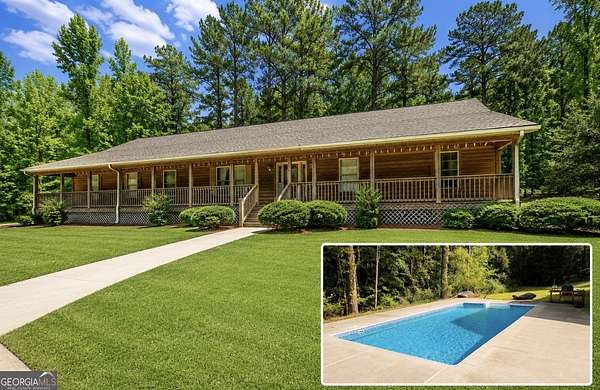 12.5 Acres of Land with Home for Sale in Fairburn, Georgia