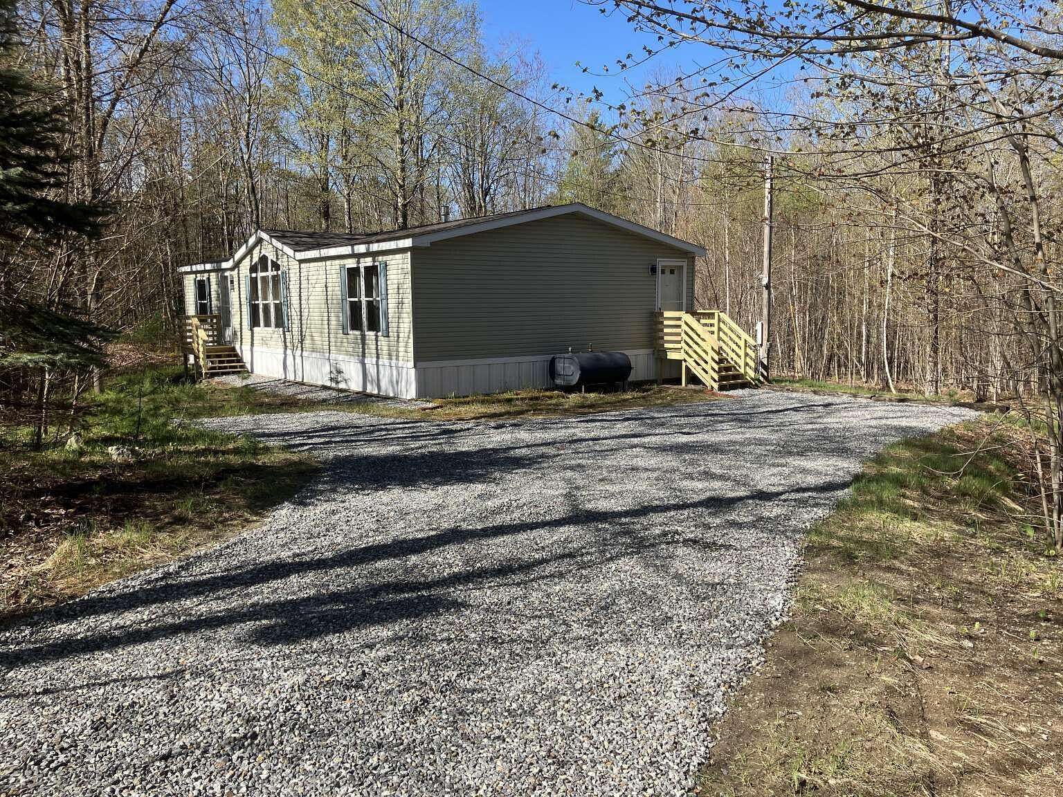 2.18 Acres of Land with Home for Sale in Gardiner, Maine