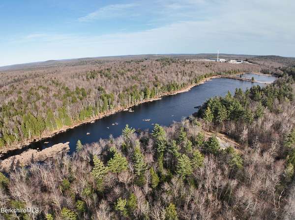 4.78 Acres of Residential Land for Sale in Becket, Massachusetts
