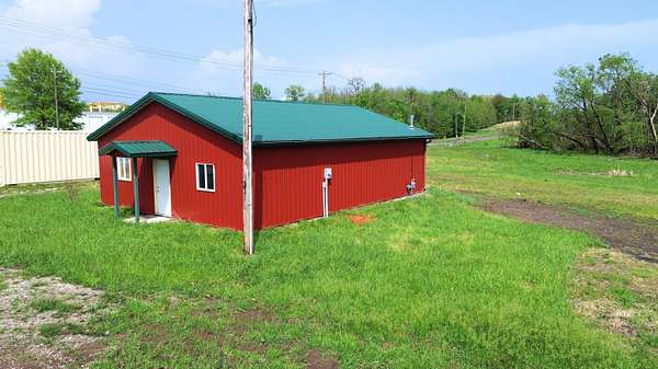 6 Acres of Mixed-Use Land for Sale in Fulton, Missouri