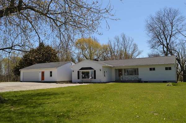 3.47 Acres of Land with Home for Sale in Crestline, Ohio