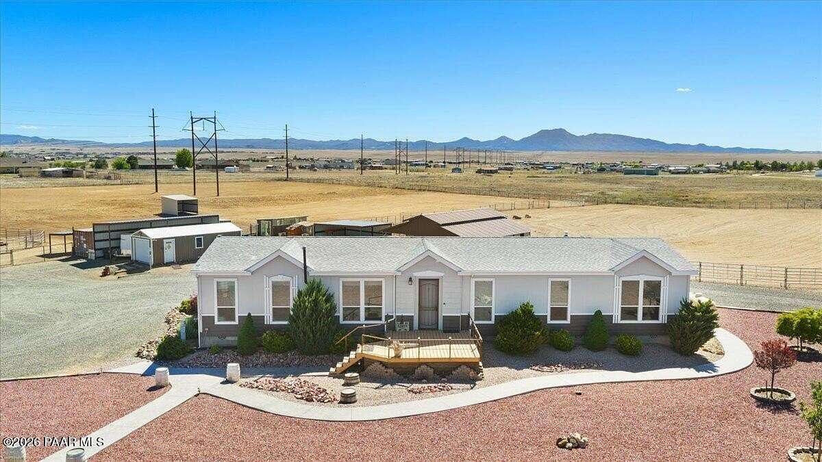 10.3 Acres of Land with Home for Sale in Prescott Valley, Arizona