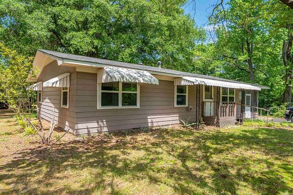 1.78 Acres of Land with Home for Sale in Arkadelphia, Arkansas