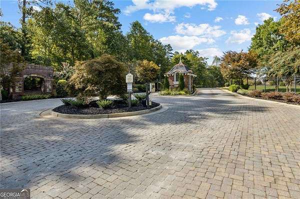 2.37 Acres of Residential Land for Sale in Hoschton, Georgia