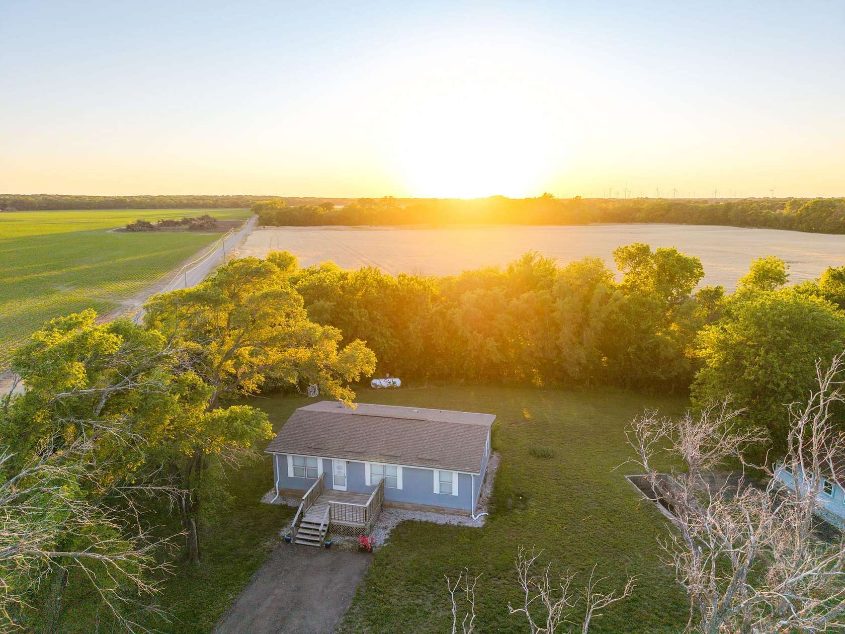 2 Acres of Land with Home for Sale in Winfield, Kansas