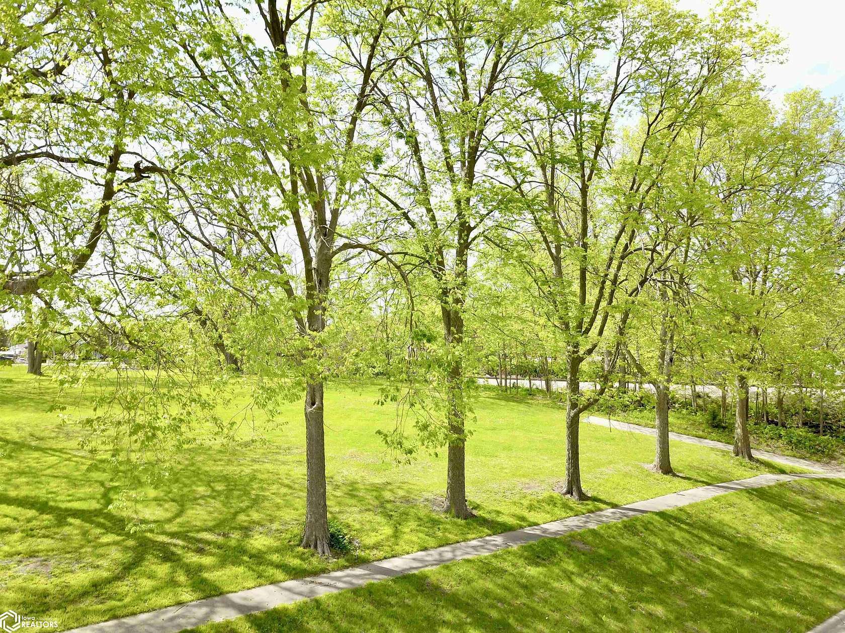 0.37 Acres of Residential Land for Sale in Grinnell, Iowa