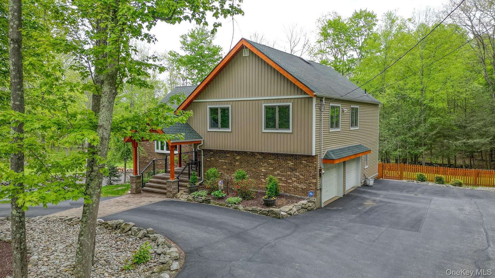4.7 Acres of Land with Home for Sale in Middletown, New York