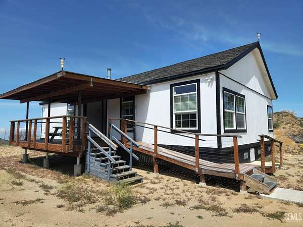 20.8 Acres of Recreational Land with Home for Sale in Tehachapi, California