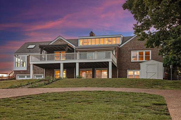 7 Acres of Land with Home for Sale in Chattanooga, Tennessee