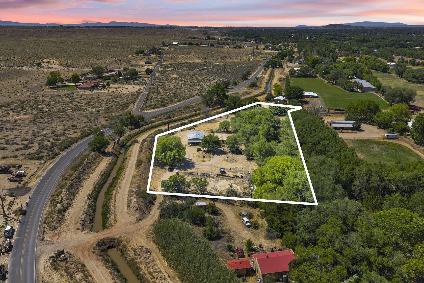 3 Acres of Residential Land for Sale in Peralta, New Mexico