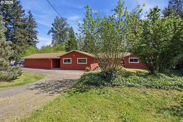1.79 Acres of Land with Home for Sale in Damascus, Oregon