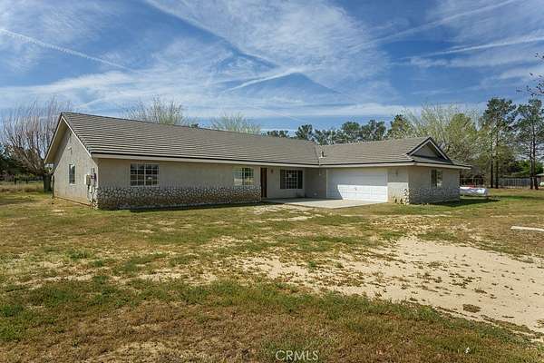 2.5 Acres of Land with Home for Sale in Lancaster, California