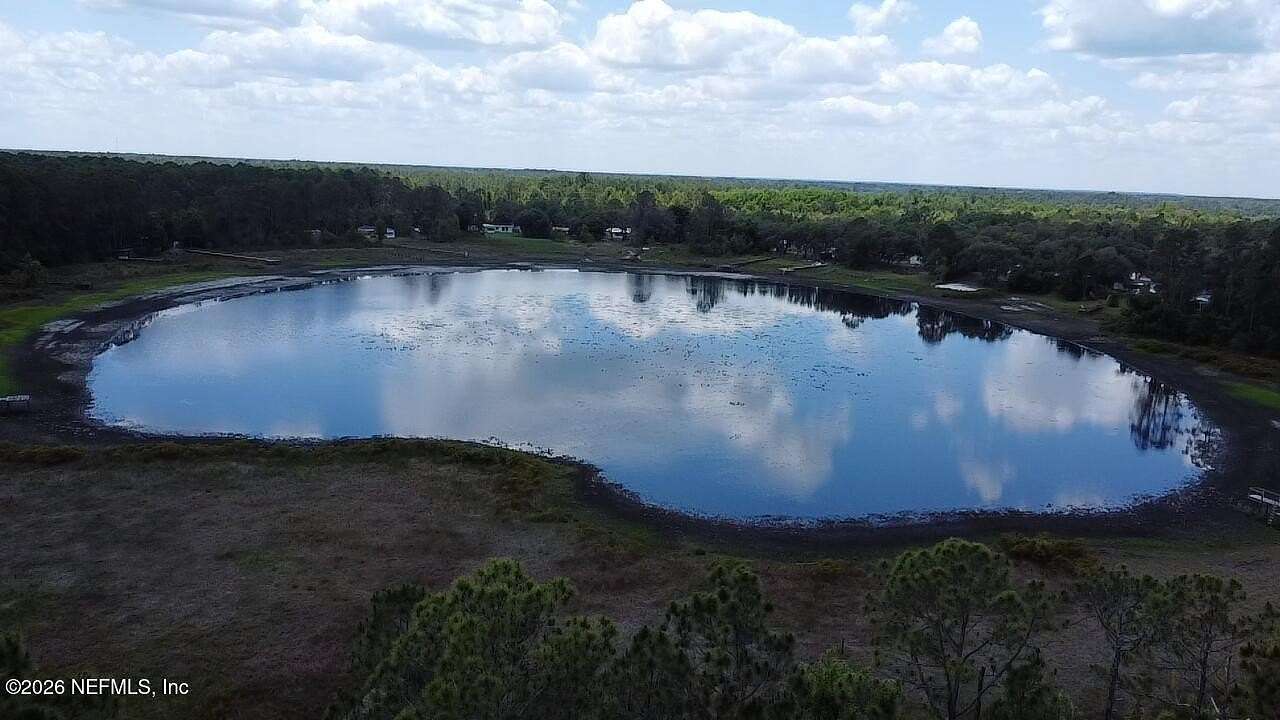 0.27 Acres of Residential Land for Sale in Interlachen, Florida