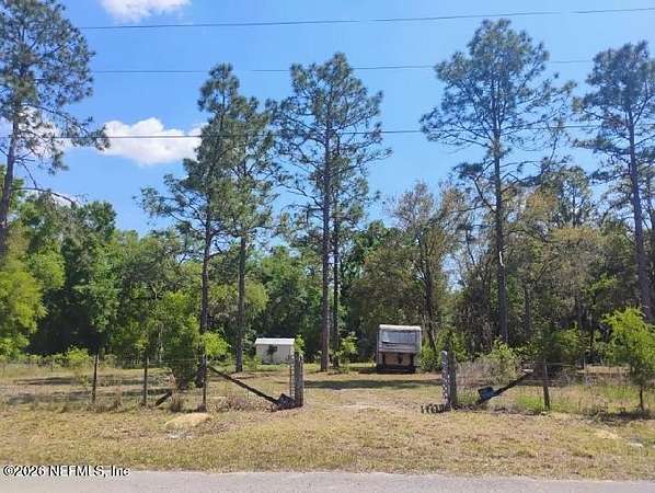 1.5 Acres of Residential Land for Sale in Old Town, Florida